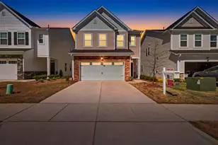 333 Glacier Lk Dr, Raleigh, NC 27610 - Photo 2