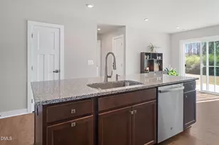 173 S Breeze Wy, Fuquay Varina, NC 27526 - Photo 10