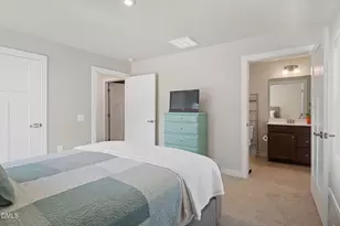 173 S Breeze Wy, Fuquay Varina, NC 27526 - Photo 18