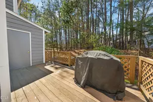 102 Lake Hollow Cir, Cary, NC 27513 - Photo 18