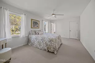 1401 Mapleside Ct, Raleigh, NC 27609 - Photo 14