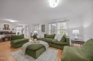 1401 Mapleside Ct, Raleigh, NC 27609 - Photo 10