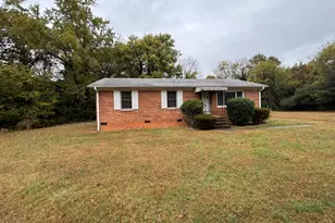 714 W Mckinley St, Mebane, NC 27302 - Photo 1