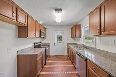 408 W Gilbreath Street, Graham, NC 27253 - Photo 8