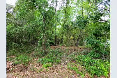 145 NE 4th Street, Oak Island, NC 28465 - Photo 4