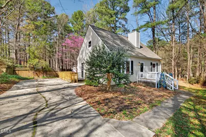 9 Drakesway Court, Durham, NC 27713 - Photo 2