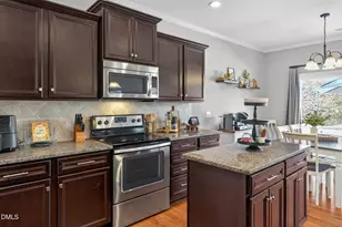 5720 Lumiere St, Holly Springs, NC 27540 - Photo 8