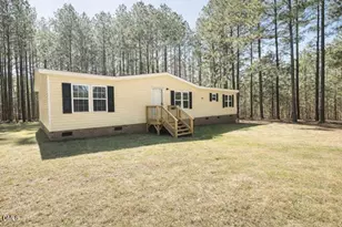 141 Cardinal Ln, Henderson, NC 27537 - Photo 2