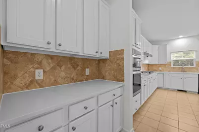 324 Farrow Glen Loop, Cary, NC 27519 - Photo 14