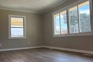 1433 Keswick Dr, Fayetteville, NC 28304 - Photo 8