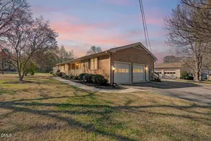 301 Brown Cir, Rolesville, NC 27571 - Photo 4