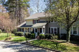 1524 Edgeside Ct, Raleigh, NC 27609 - Photo 2