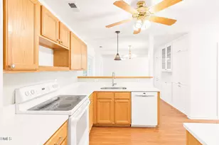 15 N Indian Creek Pl, Durham, NC 27703 - Photo 8