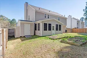 15 N Indian Creek Pl, Durham, NC 27703 - Photo 26