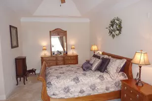 10400 Rosegate Ct, Raleigh, NC 27617 - Photo 10