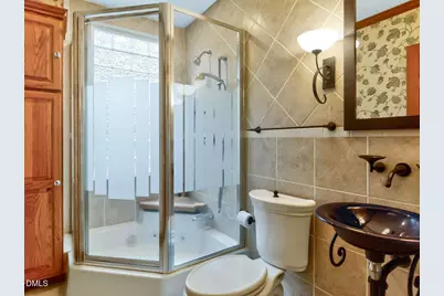 10 Elmstead Place, Chapel Hill, NC 27517 - Photo 14