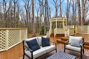 10 Elmstead Pl, Chapel Hill, NC 27517 - Photo 32