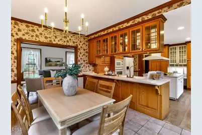 10 Elmstead Place, Chapel Hill, NC 27517 - Photo 6