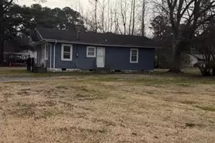 804 Midway St, Smithfield, NC 27577 - Photo 1