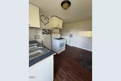 804 Midway Street, Smithfield, NC 27577 - Photo 6