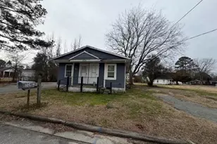 804 Midway St, Smithfield, NC 27577 - Photo 2