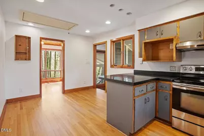 4805 Rembert Drive, Raleigh, NC 27612 - Photo 10