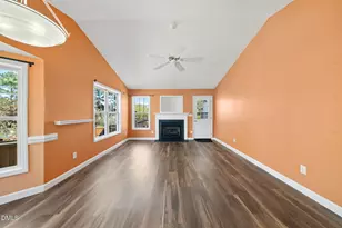 906 Calumet Dr, Durham, NC 27704 - Photo 8