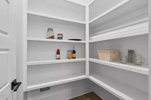 3419 Edgemont Dr, Raleigh, NC 27612 - Photo 16