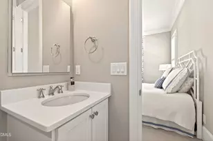 2820 Claremont Rd, Raleigh, NC 27608 - Photo 28