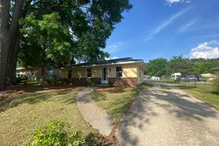 717 Lunar Dr, Raleigh, NC 27610 - Photo 2