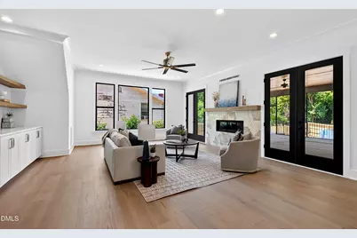 909 Oberlin Road, Raleigh, NC 27605 - Photo 14