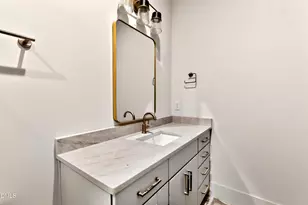 909 Oberlin Rd, Raleigh, NC 27605 - Photo 38