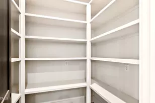 909 Oberlin Rd, Raleigh, NC 27605 - Photo 16