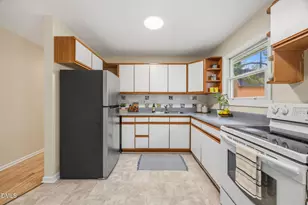 5527 Ponderosa Dr, Durham, NC 27705 - Photo 8