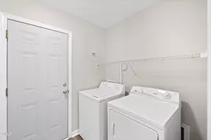 3817 Satinleaf Dr, Raleigh, NC 27616 - Photo 20