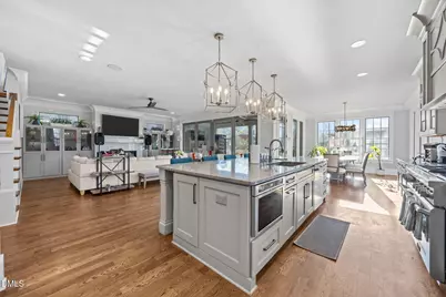 630 Daniels Street, Raleigh, NC 27605 - Photo 8