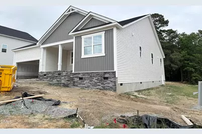 160 Golfview Avenue, Benson, NC 27504 - Photo 2