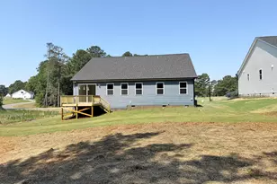 144 Golfview Ave, Benson, NC 27504 - Photo 4