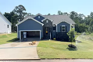 144 Golfview Ave, Benson, NC 27504 - Photo 2