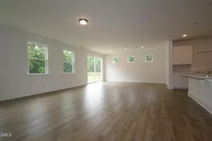 144 Golfview Ave, Benson, NC 27504 - Photo 16