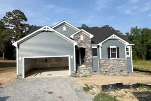 144 Golfview Ave, Benson, NC 27504 - Photo 1