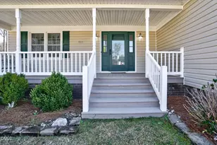 925 Pamela Ln, Rocky Mount, NC 27803 - Photo 4