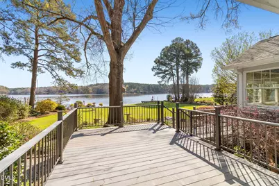 253 Lakeview Drive, Sanford, NC 27332 - Photo 4