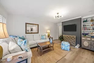 3213 Cobblestone Ct, Raleigh, NC 27607 - Photo 10