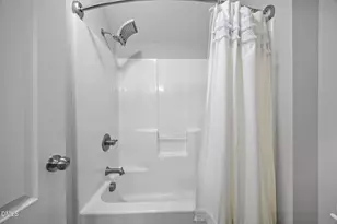 1208 Yellow Wood Dr, Mebane, NC 27302 - Photo 32