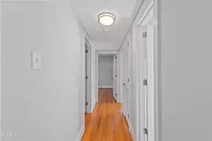 2728 Anderson Dr, Raleigh, NC 27608 - Photo 16