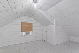 2728 Anderson Dr, Raleigh, NC 27608 - Photo 24