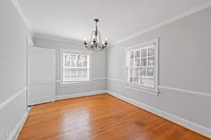 2728 Anderson Dr, Raleigh, NC 27608 - Photo 8