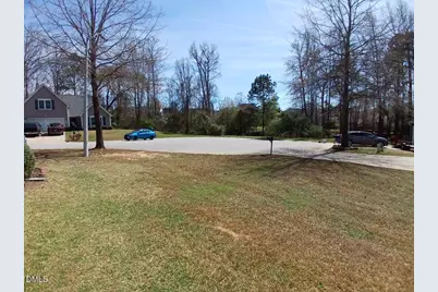 758 Sycamore Springs Drive, Fuquay-Varina, NC 27526 - Photo 4