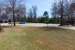 758 Sycamore Springs Dr, Fuquay-Varina, NC 27526 - Photo 4